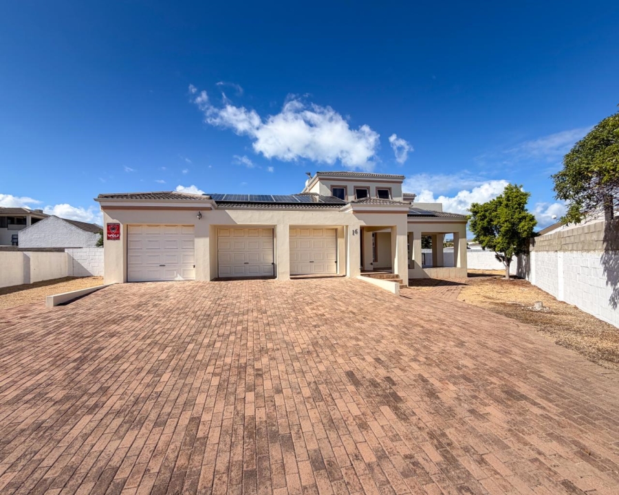 3 Bedroom Property for Sale in Country Club Western Cape